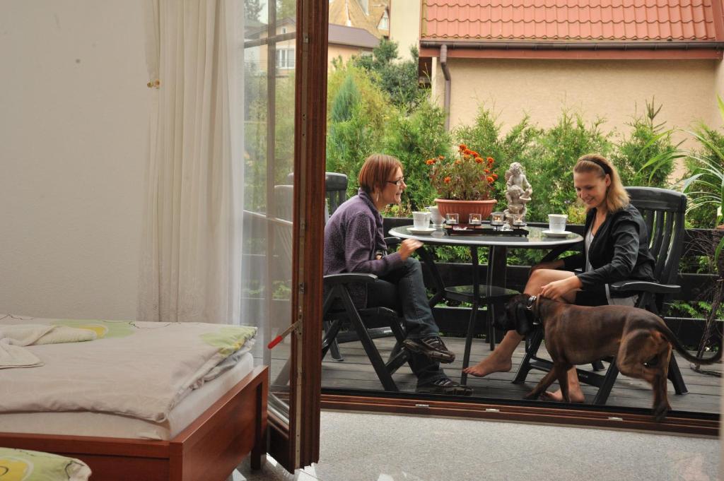 Pensjonacik Graven Appartement Nidzica Kamer foto